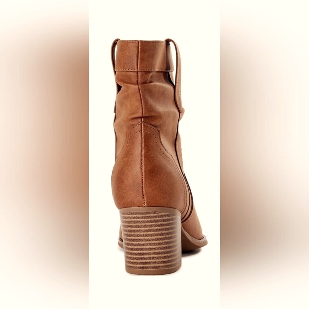 Time and True Women's Western Slouch Ankle Boots size 8 - Picture 2 of 9